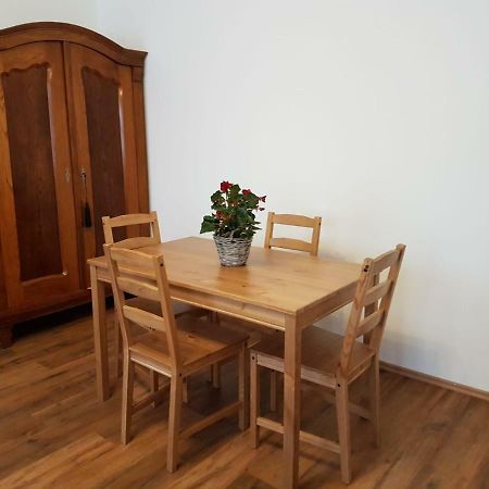 Excellent 2 Bed Apartment 12 Mins From Center Wenen Buitenkant foto