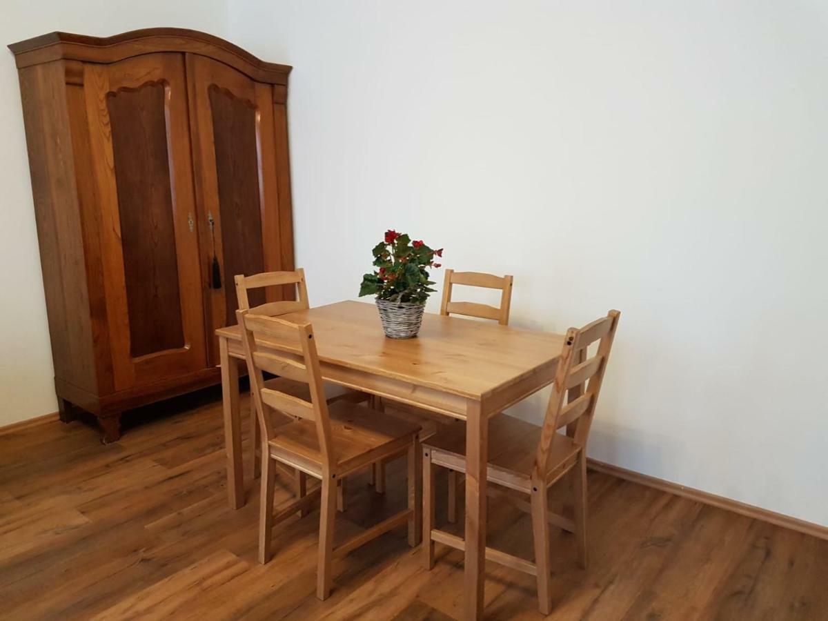 Excellent 2 Bed Apartment 12 Mins From Center Wenen Buitenkant foto