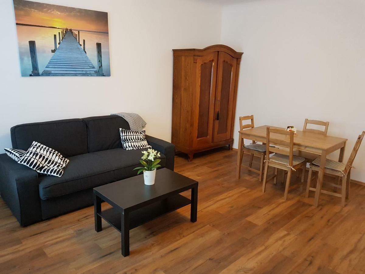 Excellent 2 Bed Apartment 12 Mins From Center Wenen Buitenkant foto