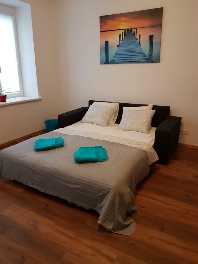 Excellent 2 Bed Apartment 12 Mins From Center Wenen Buitenkant foto